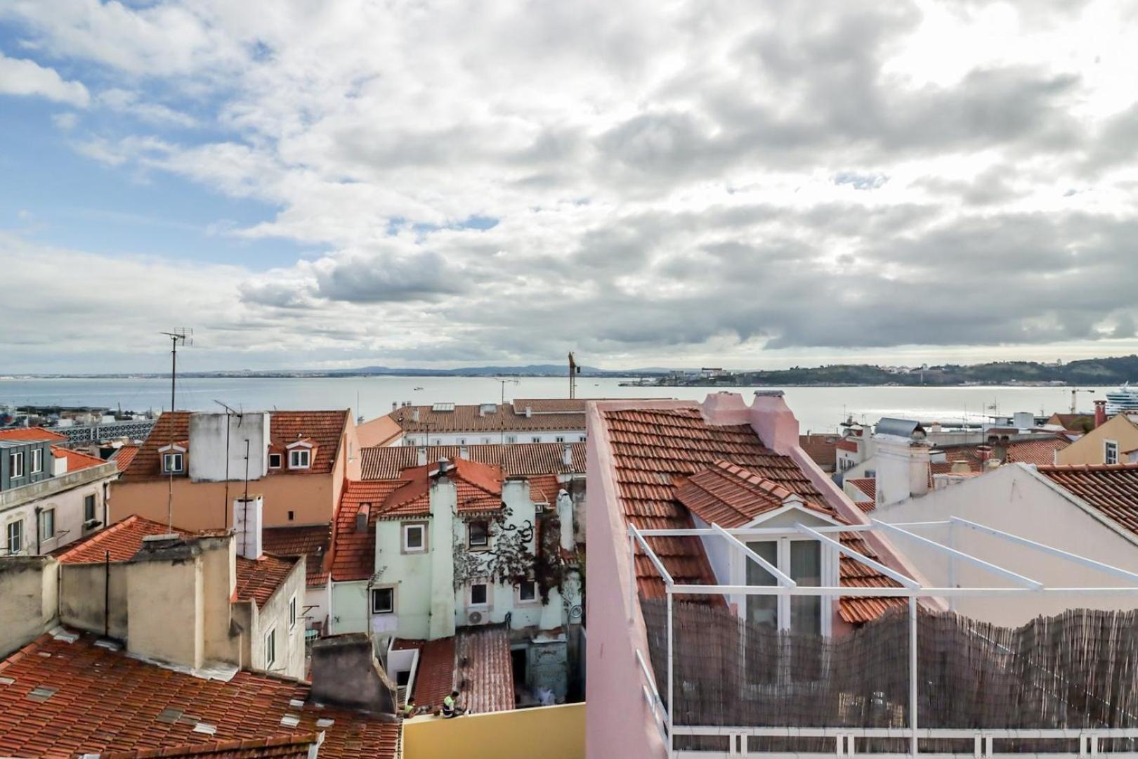 2br Terrace With Tagus View - Air-conditioned | By Airnest Lissabon